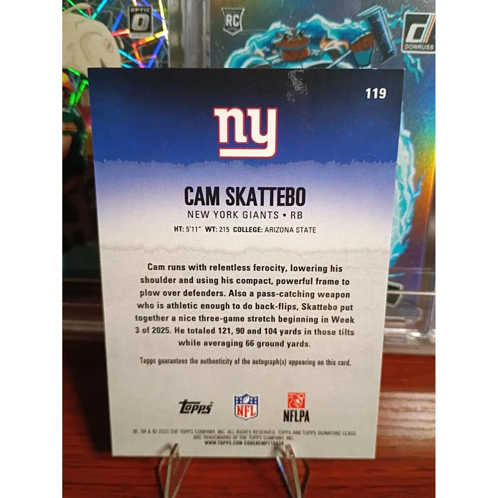 CAM SKATTEBO 2025 Topps Signature Class Football ON CARD AUTO REFRACTOR